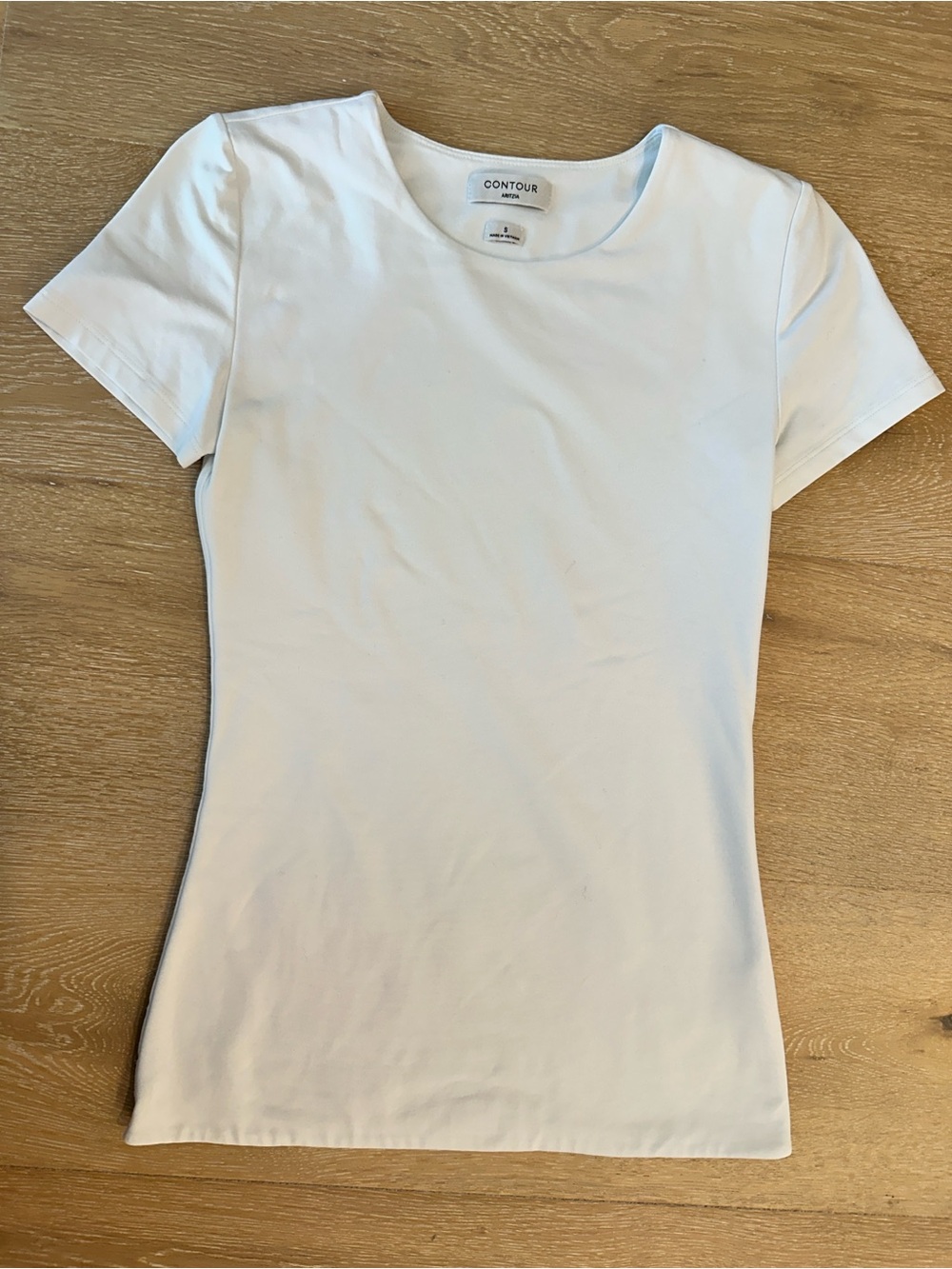 Aritzia contour White Short-Sleeve Crew Tee